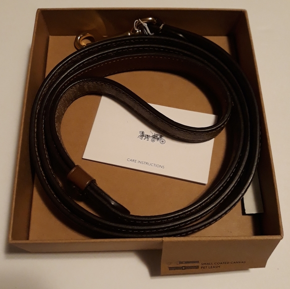 (New) Coach Dog Leash - Picture 4 of 4